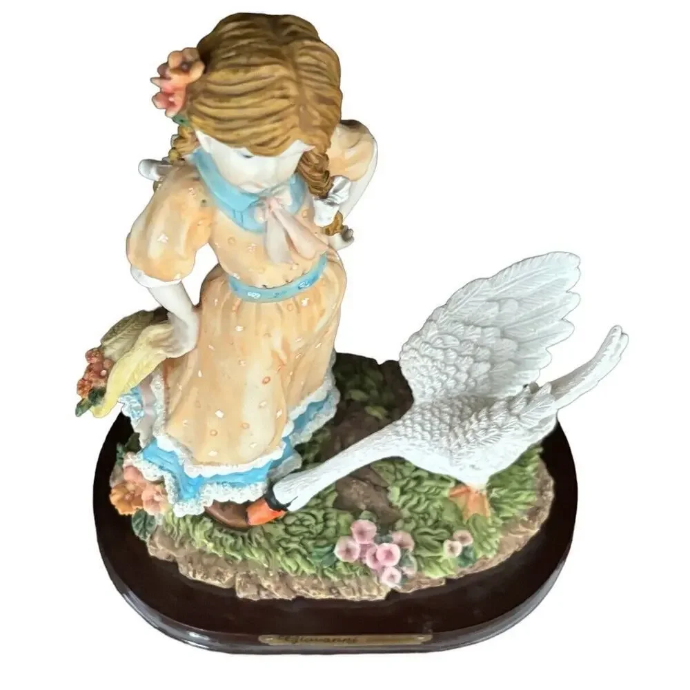 Vintage Turtle King Corp Giovanni Collection Girl W/ Swan Figurine